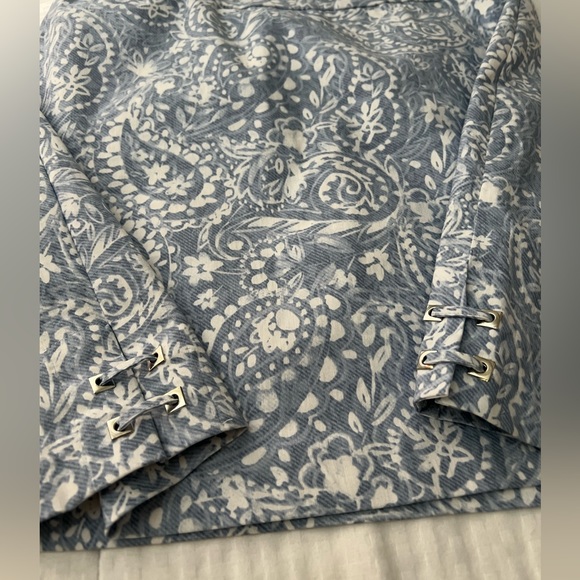 Women’s skirt. Shorts underneath. Size small. Westport blue and white. EUC - Picture 3 of 7